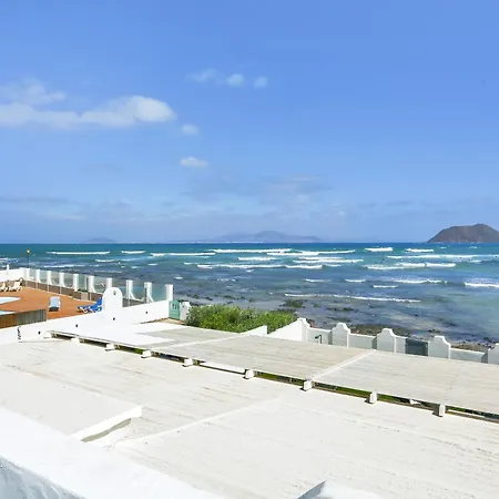 Granados 27 Beachfront 别墅 *